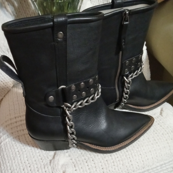 We The Free People Black Leather Aiden Chain Boots Size: 7.5 Brand New - Picture 5 of 13